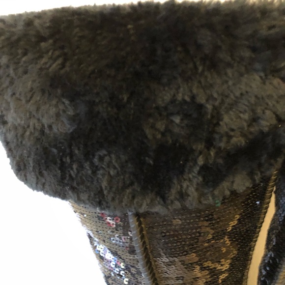 UGG Size 5 OVER the Knee Sparkle Sequins Black Bailey Button Boots Fur 3173. - Picture 8 of 12